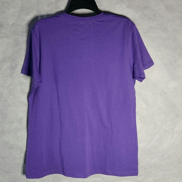 IZZY & LIV Today's Agenda: Build My Empire Graphic T-Shirt - Picture 2 of 7